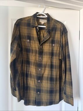 Duluth Trading Co Olive & Black Plaid Flannel Button-Down Shirt Men’s Size M
